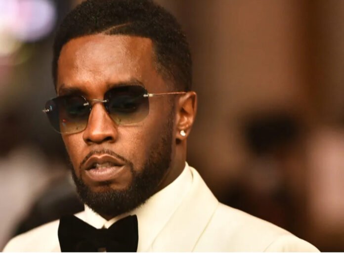 After beating the biggest charges in court, Sean “Diddy” Combs returned to jail and was met with a standing ovation from fellow inmates—many cheering, “You beat the government!” Though acquitted of sex trafficking and racketeering, Diddy still faces prison time for two convictions, with sentencing set for October 3.